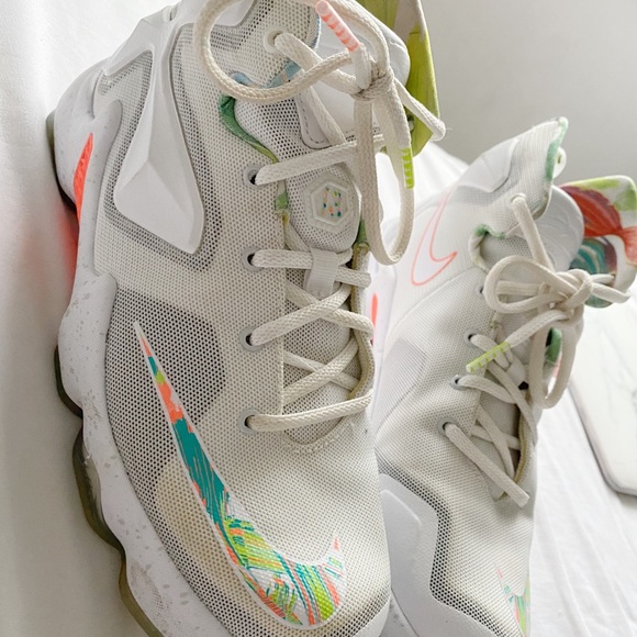 Lebron XIII(GS) - Picture 2 of 7